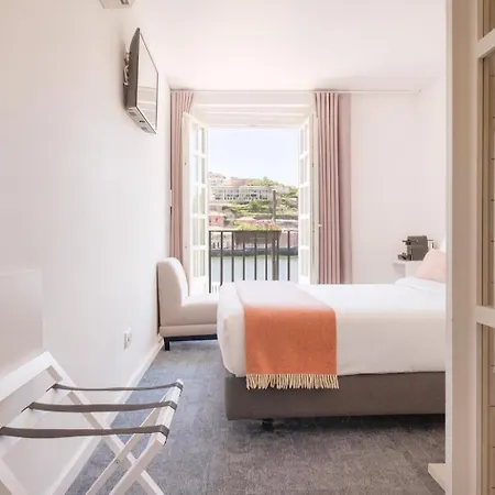 Πανσιόν Miragaia - Riverside - Adults Only 3*